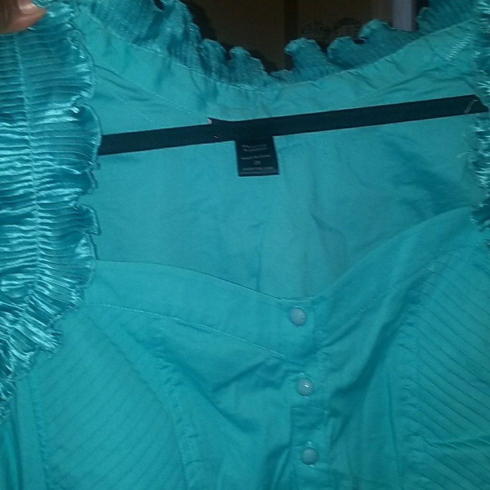 Teal flutter sleeve shirt